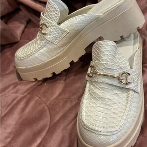 Cream loafer. Worn twice, perfect condition.